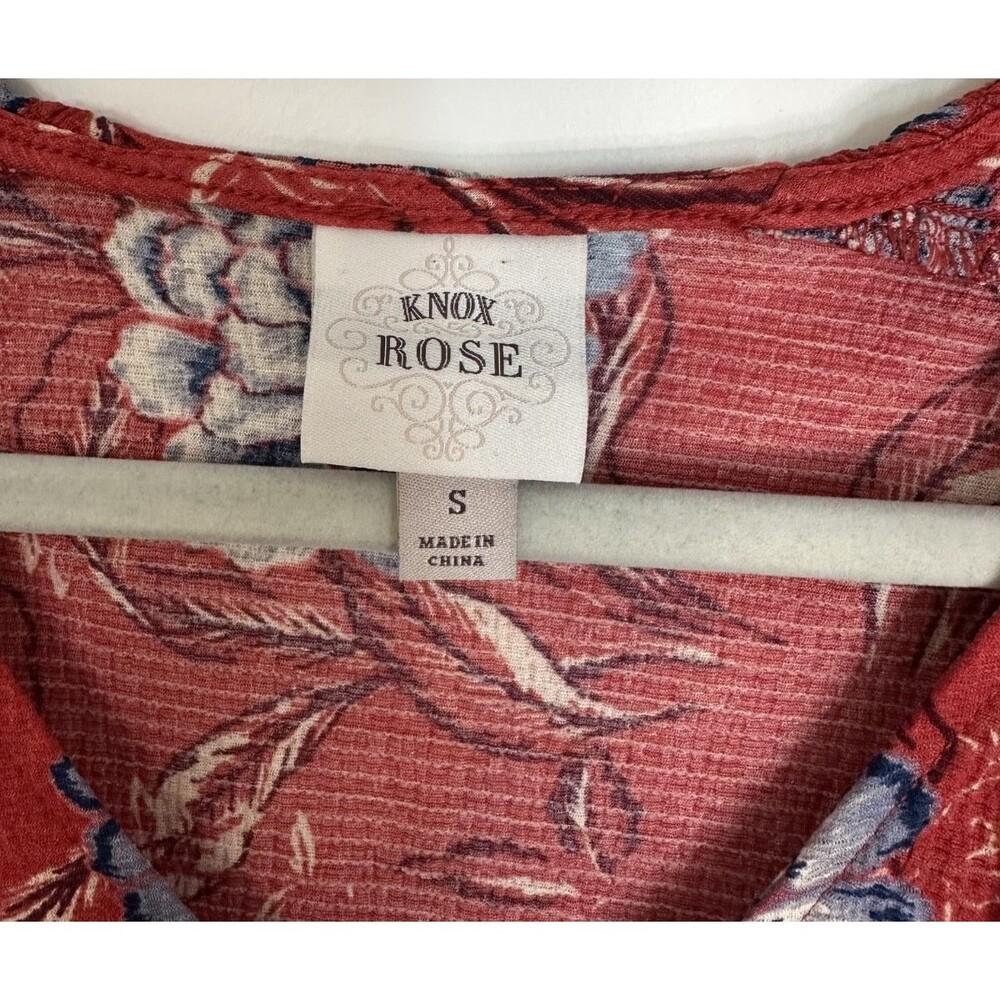 Knox Rose Womens Small Sleeveless V Neck Floral Boho Top Red Tassel Tie Smocked - Picture 7 of 7